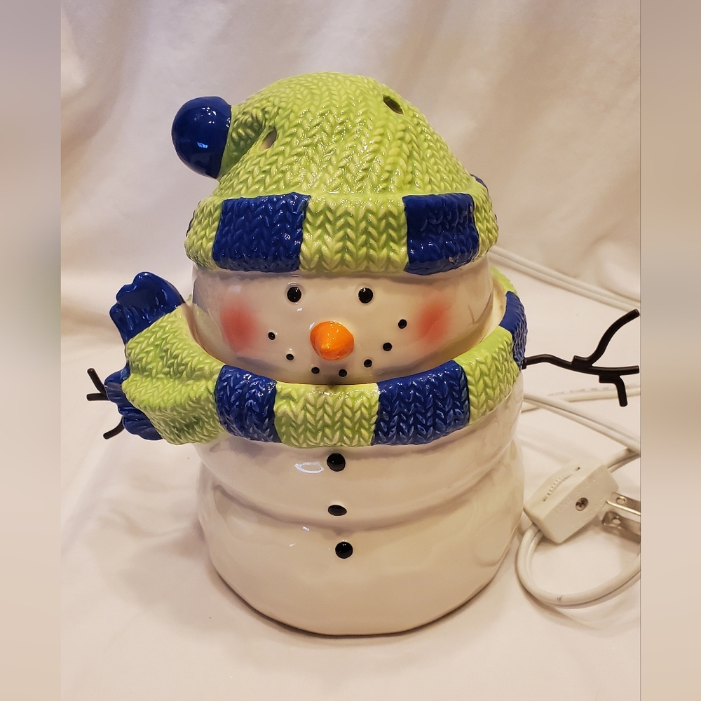 Snowman Christmas Scentsy Premium Holiday Collection Warmer